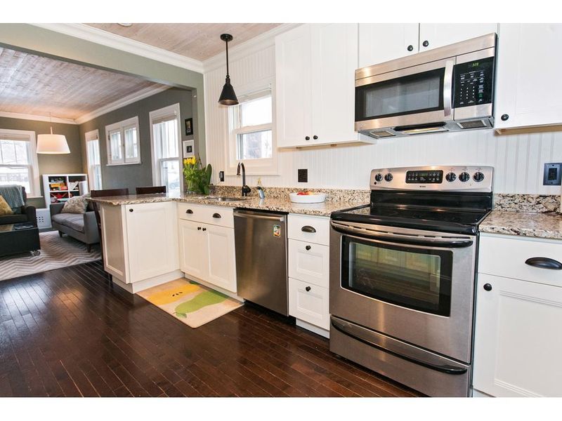 5045 17th Ave S, Minneapolis, MN 55417