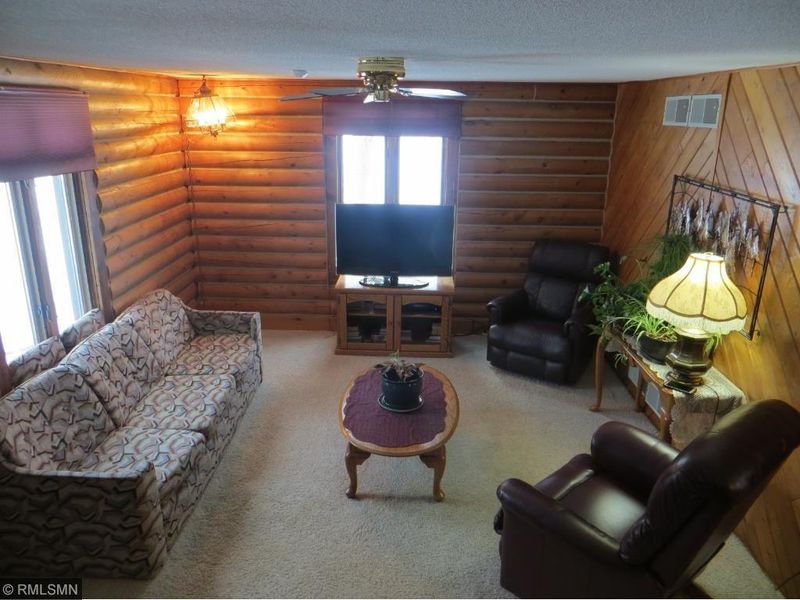 901 3rd St S, Sauk Rapids, MN 56379