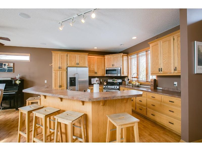 2528 154th Ln NW, Andover, MN 55304