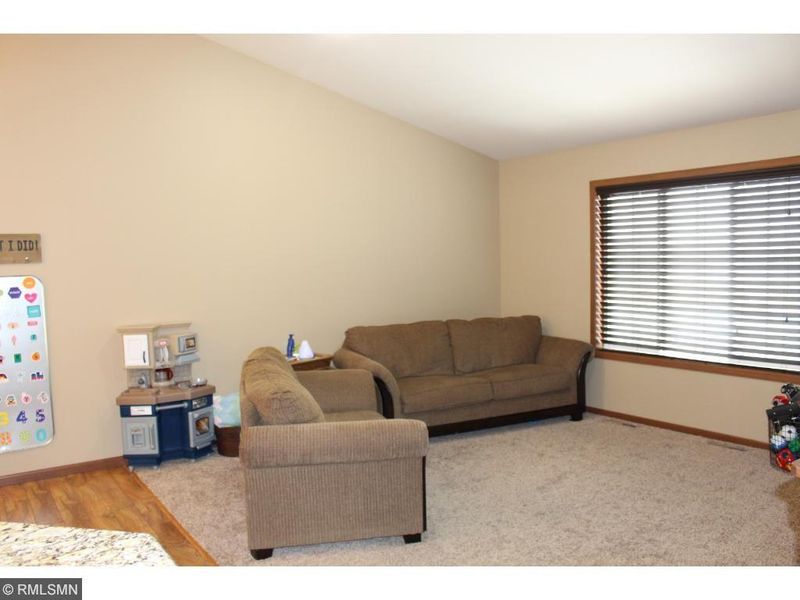1601 Pine Siskin, Sartell, MN 56377