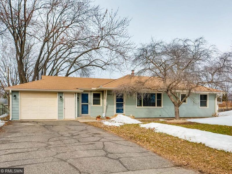 8460 Goodview Ave S, Cottage Grove, MN 55016