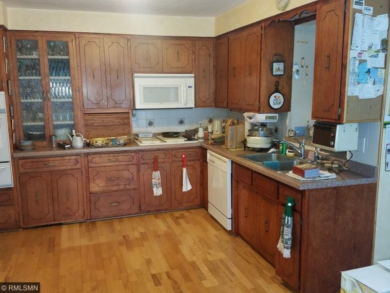 230 10th St, Albany, MN 56307