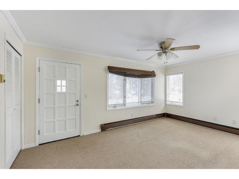 420 Blake Rd S, Hopkins, MN 55343