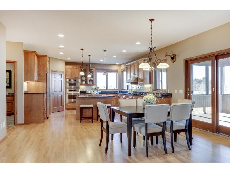 6315 Broadview Dr, Prior Lake, MN 55372