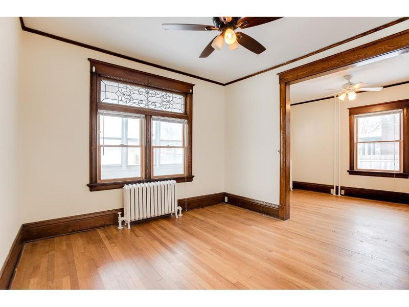 123 Isabel St E, Saint Paul, MN 55107