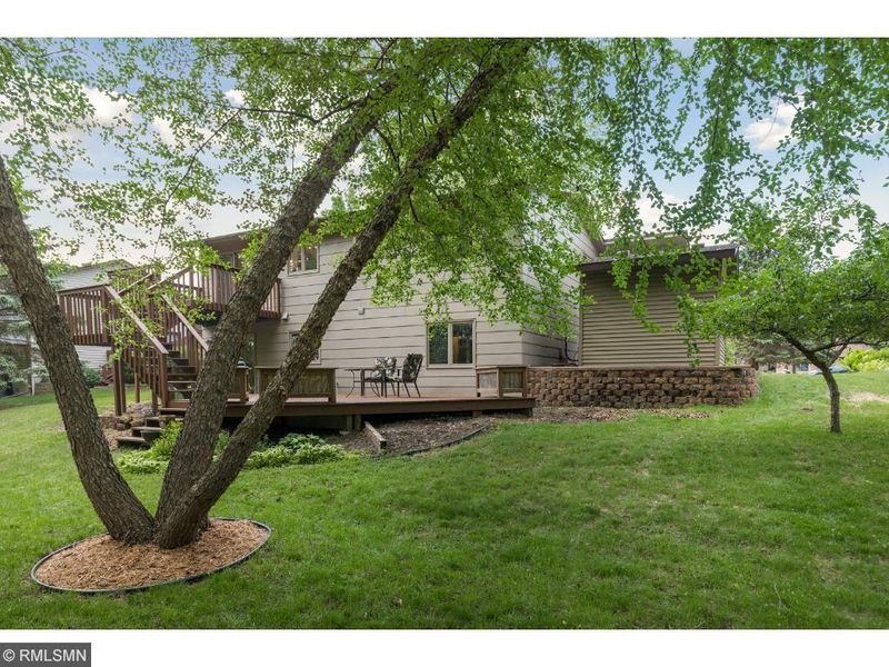 760 Doris Ave, Shoreview, MN 55126