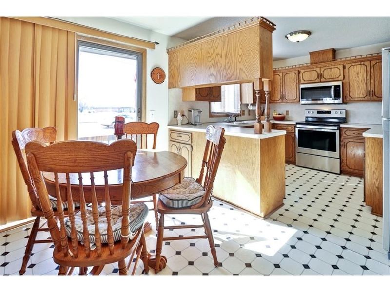 1401 10th Ave E, Shakopee, MN 55379