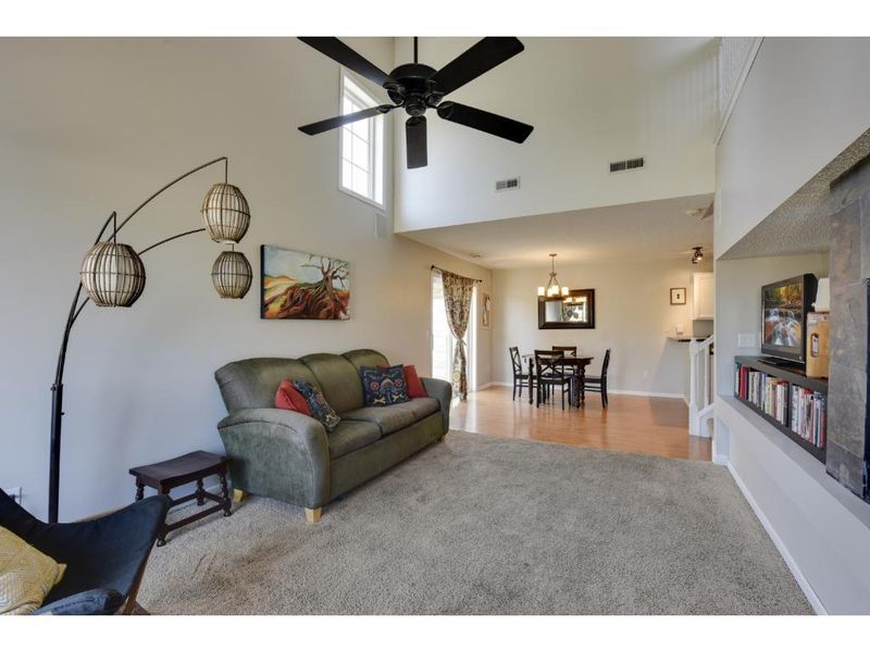 1690 Freedom Ln, Waconia, MN 55387