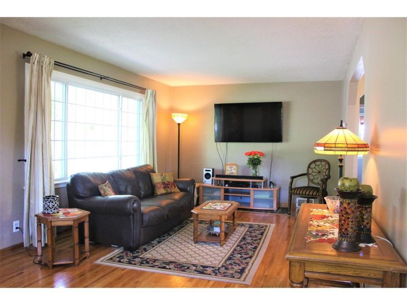 11409 Palm St NW, Coon Rapids, MN 55448