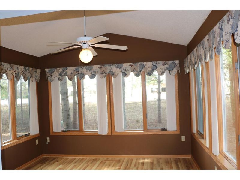 1409 Park St, White Bear Lake, MN 55110