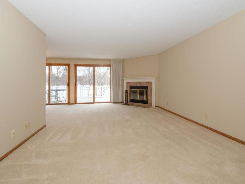 14426 Fairway Dr, Eden Prairie, MN 55344