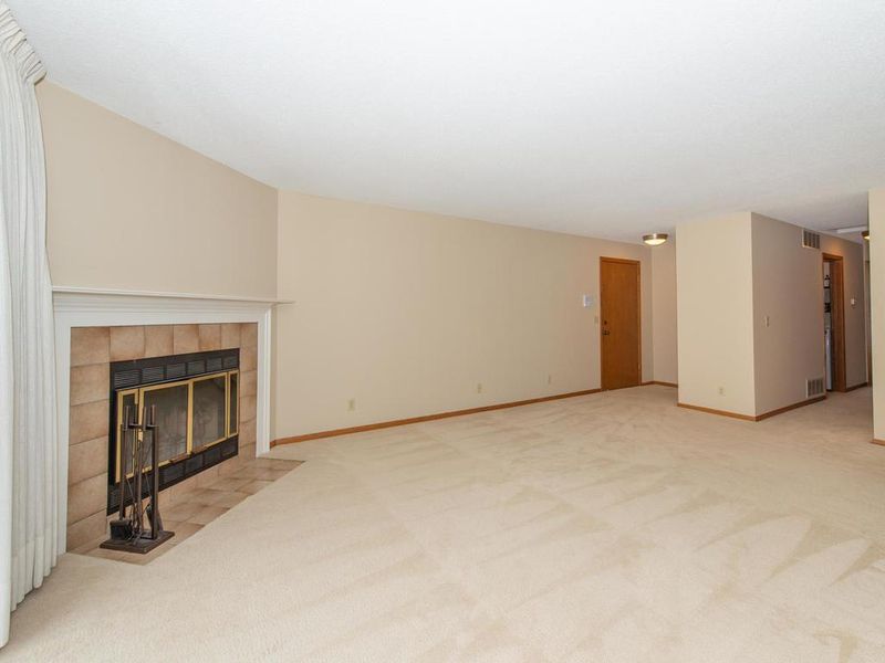 14426 Fairway Dr, Eden Prairie, MN 55344