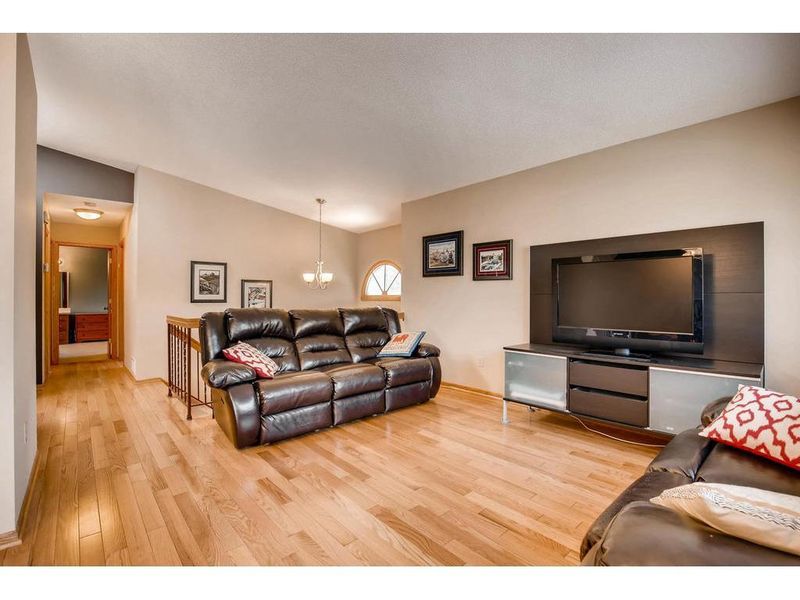 1540 Clemson Dr #A, Eagan, MN 55122
