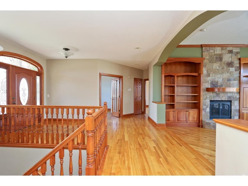 428 Lake Ct, Winsted, MN 55395