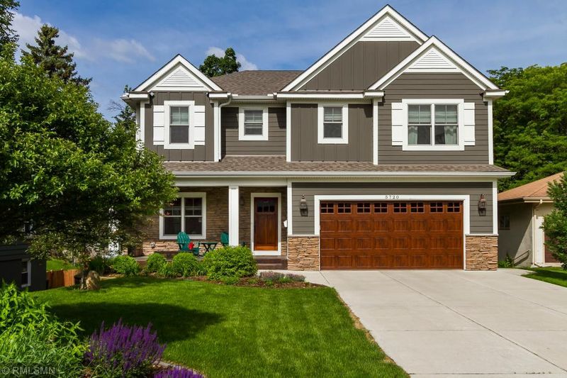 5720 Ewing Ave S, Edina, MN 55410