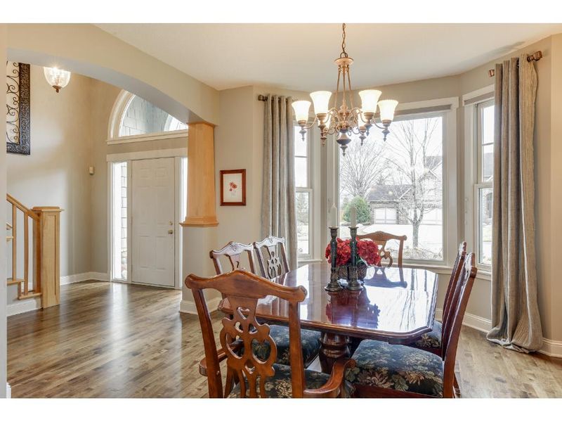 1166 Wildwood Way, Chaska, MN 55318