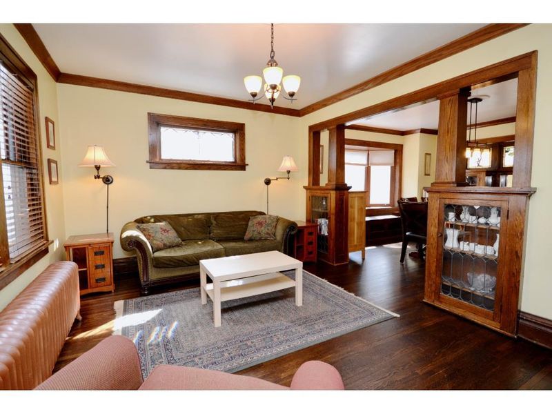 1208 Marshall Ave, Saint Paul, MN 55104