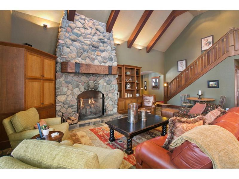 1296 Indian Trl S, Afton, MN 55001