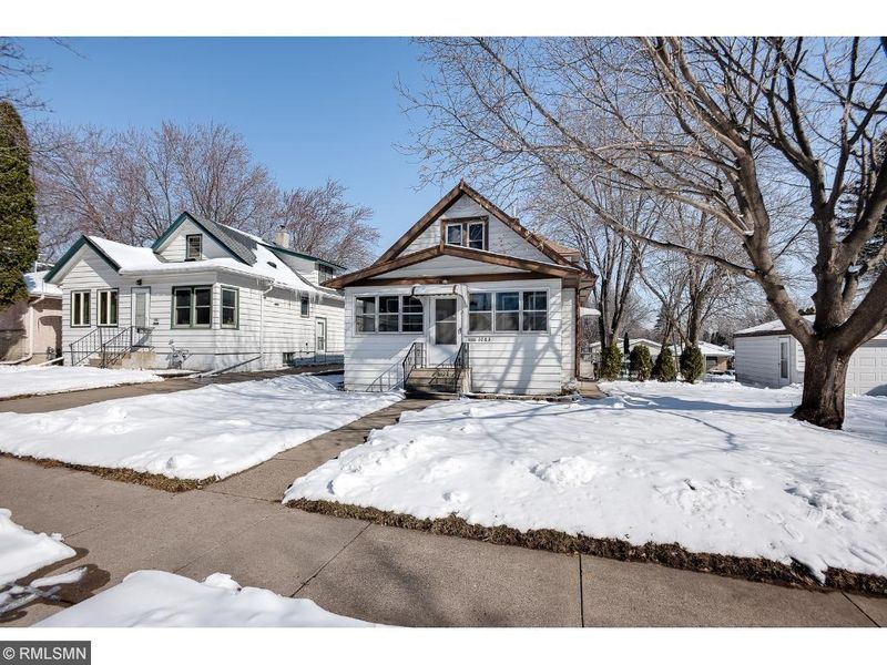 1083 Wilson Ave, Saint Paul, MN 55106