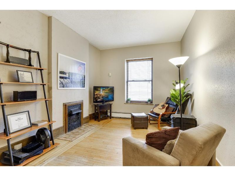 609 S 9th St #2, Minneapolis, MN 55404