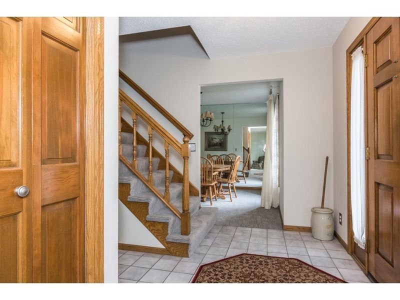 5937 Churchill St, Shoreview, MN 55126