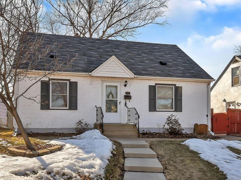 1331 Prior Ave S, Saint Paul, MN 55116