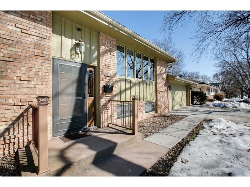 1685 17th Ave NW, New Brighton, MN 55112