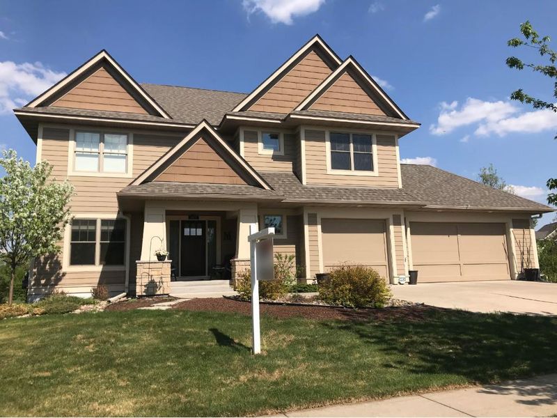 3431 Windmill Curve, Woodbury, MN 55129