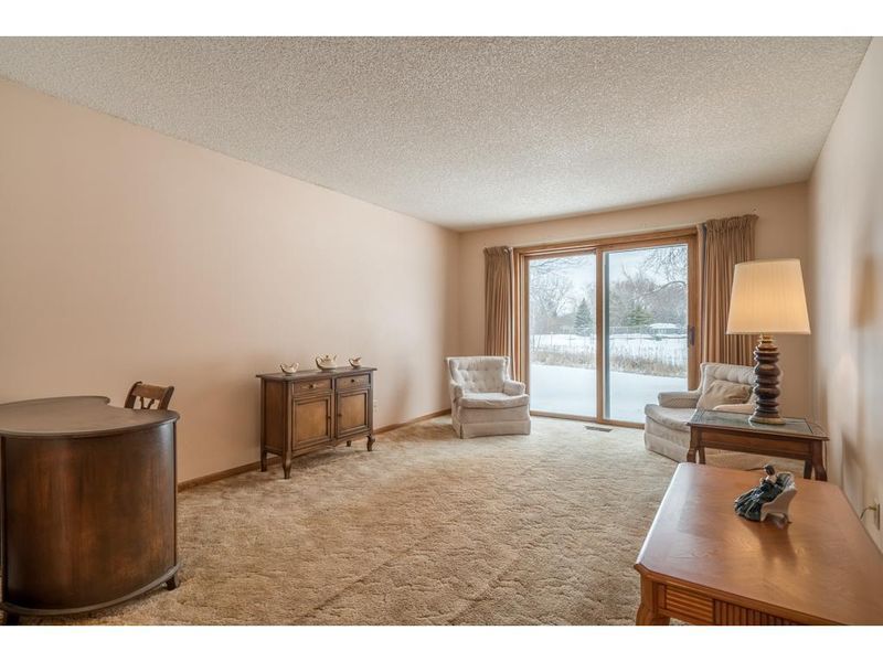 729 Parkside Dr #7290, Vadnais Heights, MN 55127