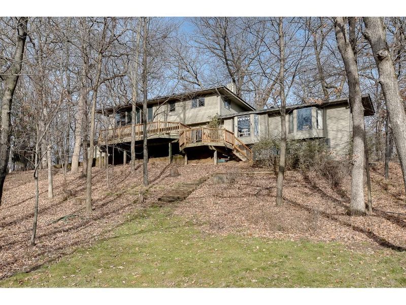 8549 Cherrywood Trl N, Lake Elmo, MN 55042
