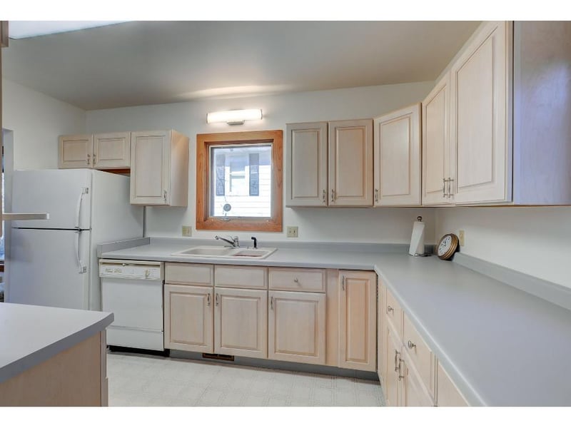 610 N 18th Ave E, Duluth, MN 55812