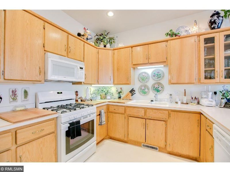13899 85th Pl N, Maple Grove, MN 55369