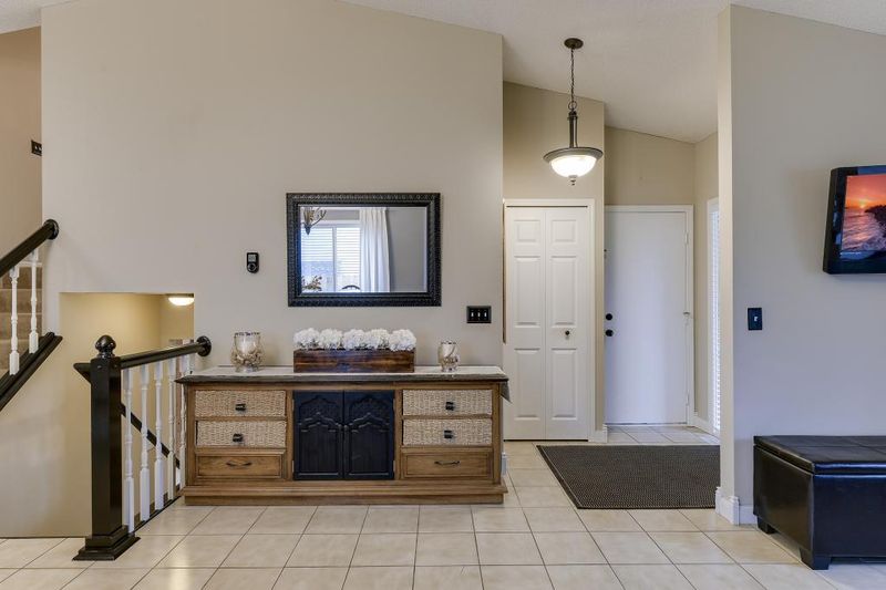 6801 Setzler Pw, Brooklyn Park, MN 55445
