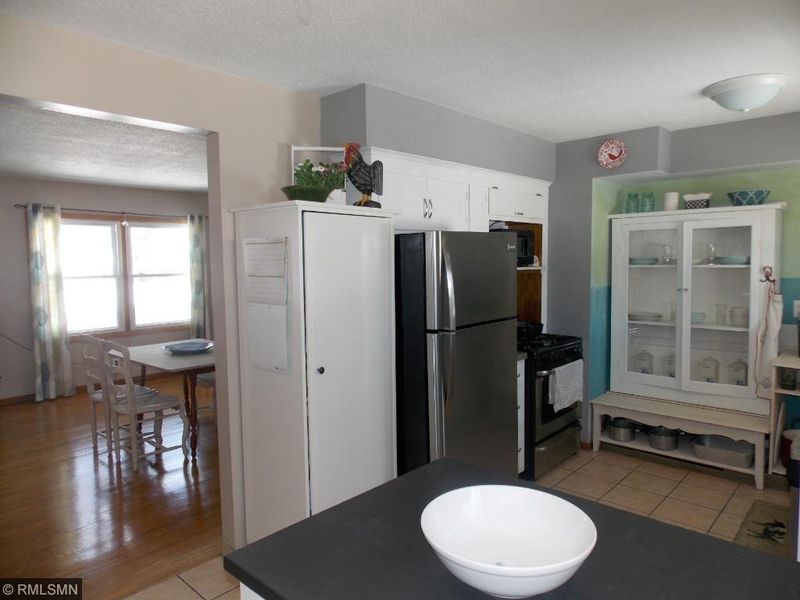 9200 2nd Ave S, Bloomington, MN 55420