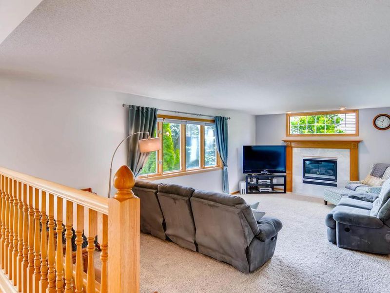 3795 Westin Ave, Woodbury, MN 55125
