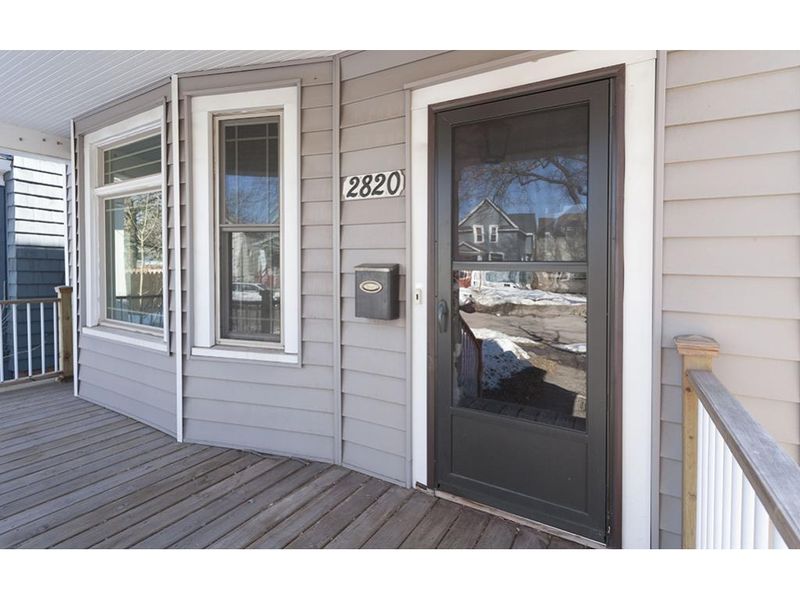 2820 W 2nd St, Duluth, MN 55806