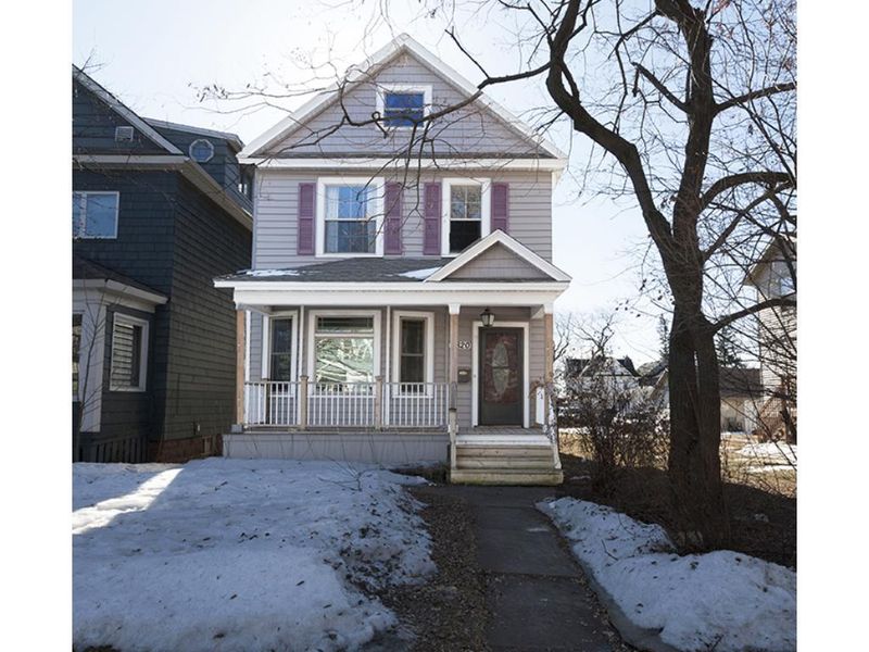 2820 W 2nd St, Duluth, MN 55806