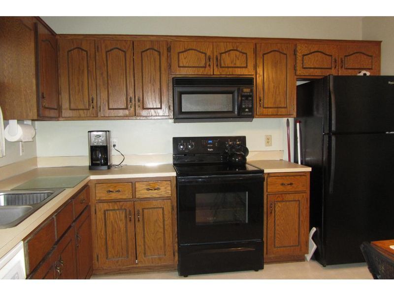 286 96th Ln NE, Blaine, MN 55434
