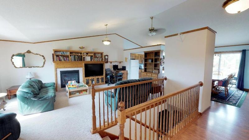 2307 Vermont Dr, Sartell, MN 56377