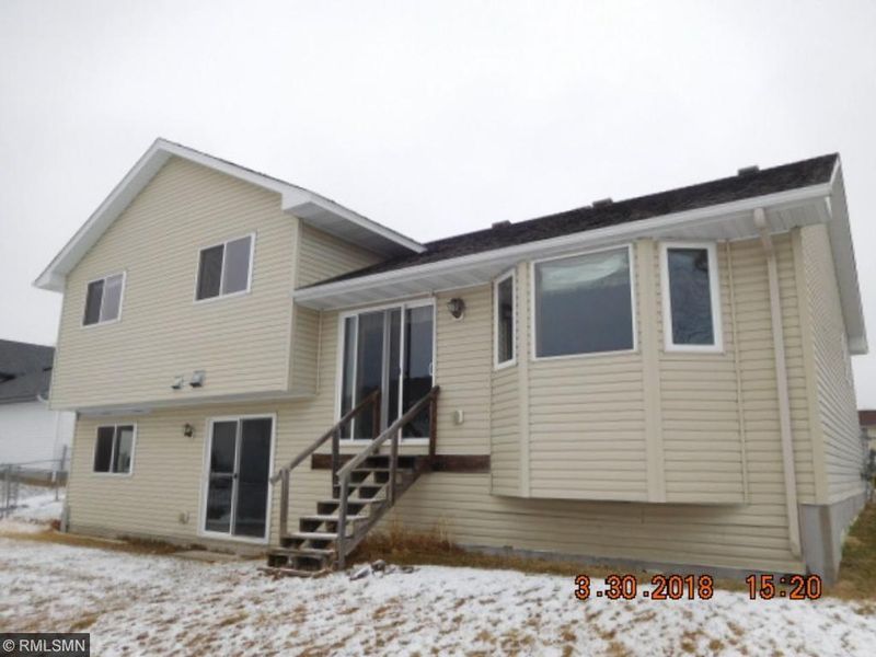 30746 Reflection Ave, Shafer, MN 55074
