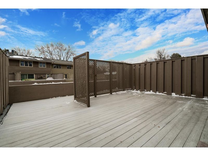 105 Windsor Ln, New Brighton, MN 55112