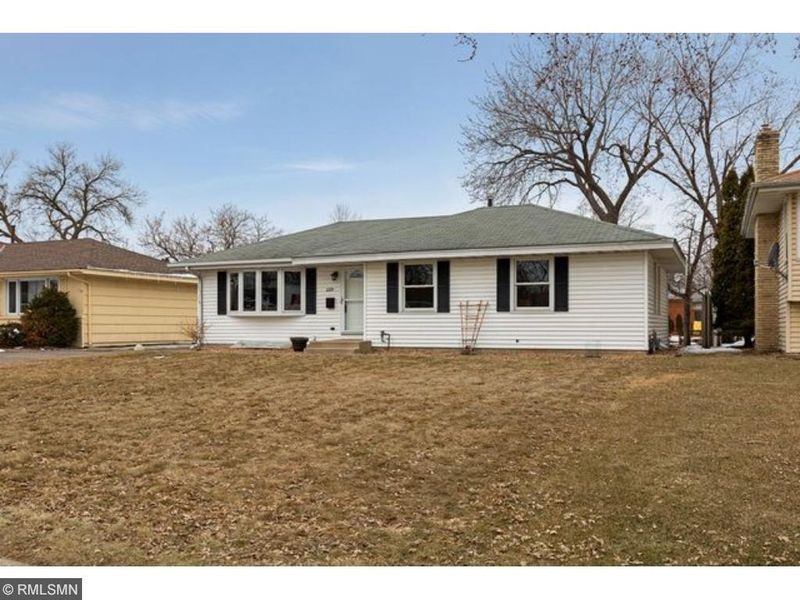 6224 Russell Ave S, Richfield, MN 55423