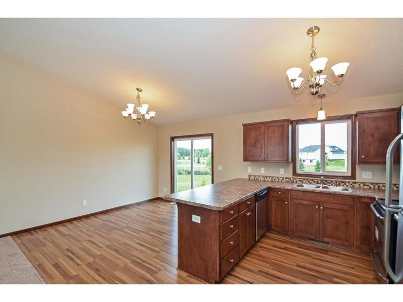 26446 22nd St W, Zimmerman, MN 55398