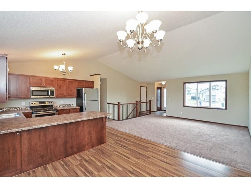 26446 22nd St W, Zimmerman, MN 55398