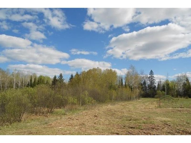 5111 Retriever Dr, Mountain Iron, MN 55768