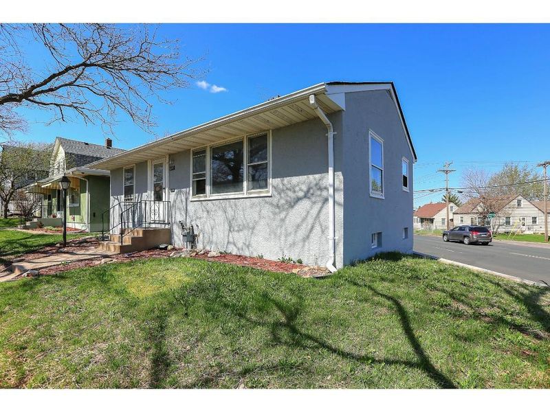 649 Simon Ave, Saint Paul, MN 55117