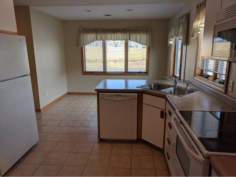 924 5th Ave, Goodhue, MN 55027