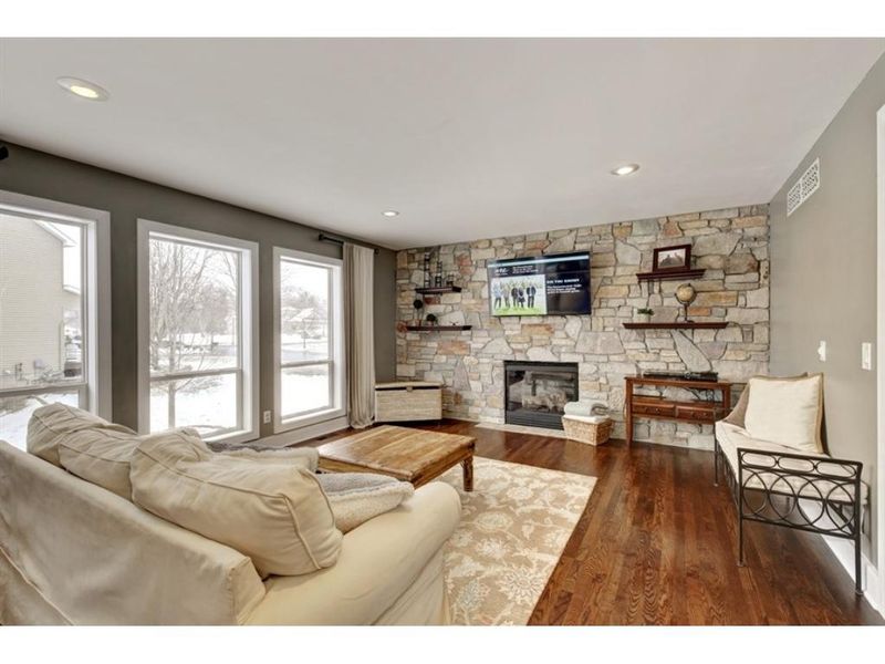 3797 Glacier Cir, Saint Bonifacius, MN 55375
