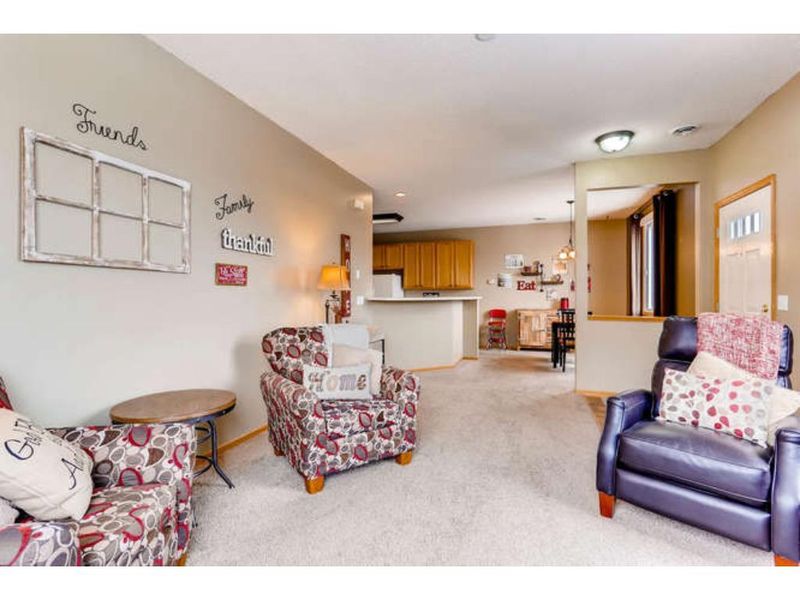 18077 96th Ave N, Maple Grove, MN 55311