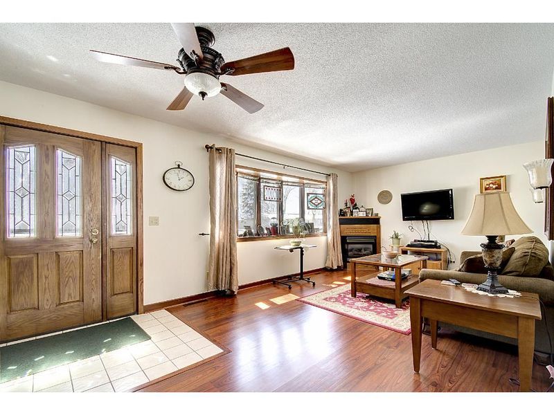 705 W Circle Dr, Montgomery, MN 56069